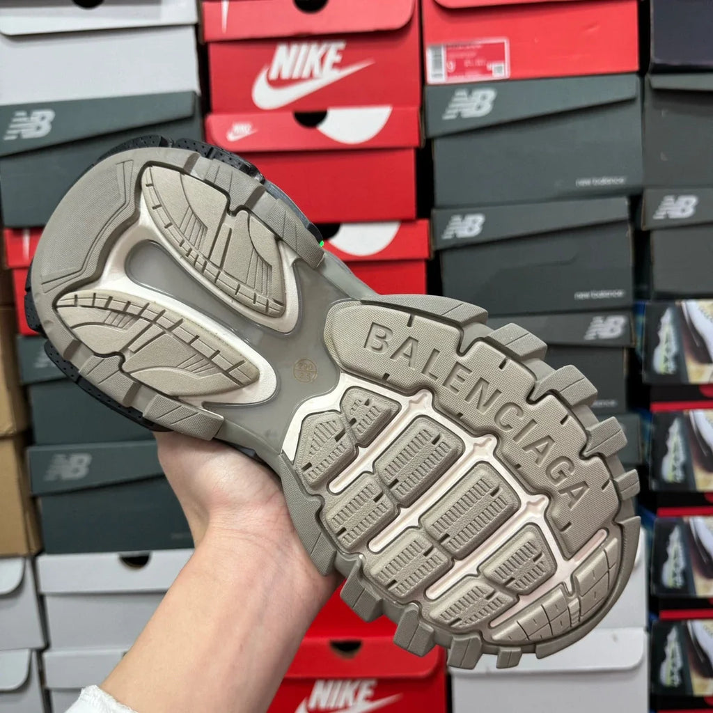 Premium Track Sneaker - Medium Ash